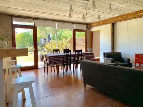 Casa Con Parrilla Y Pileta