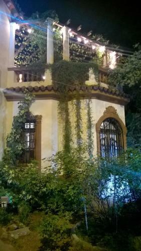 Bed & Breakfast Posada Chalet De Bassi