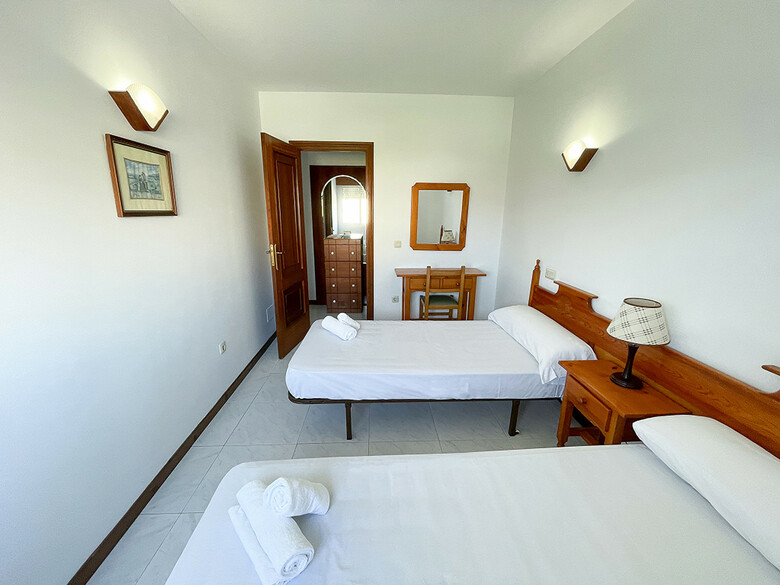 Apartamentos Revo Salinas 3000