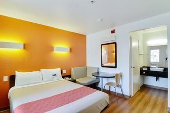 Hotel Motel 6 Ventura South