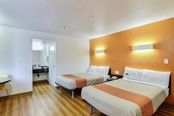 Hotel Motel 6 Ventura South