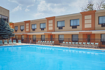 Hotel Ramada Chicago Hyde Park