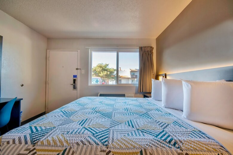 Hotel Motel 6 Santa Fe