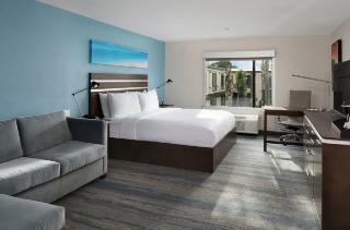 Hotel Comfort Inn & Suites
