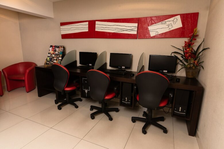 Hotel �caro Suites