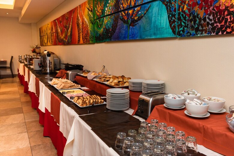 Hotel �caro Suites