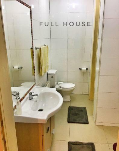Bed & Breakfast Full House