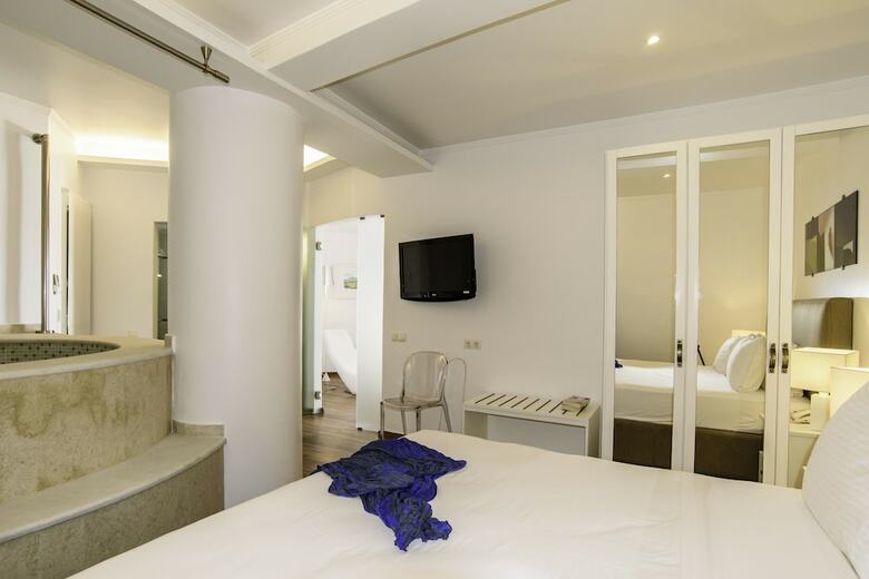 La Mer Deluxe Hotel & Spa