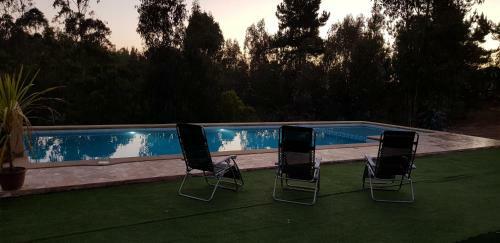 Domos Y Caba�as Algarrobo