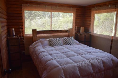 Lodge Con Piscina Privada, Parcela De Campo.