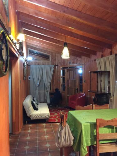 Caba�as Y Minimarket Andino