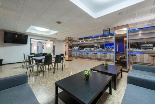 Hotel Marisol