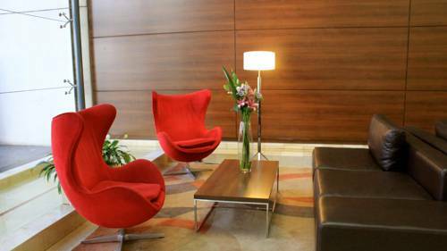 Hotel Howard Johnson La Canada