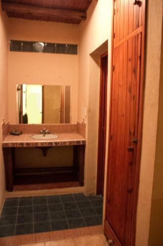 Casa Huinca Vinos Y Monta�a