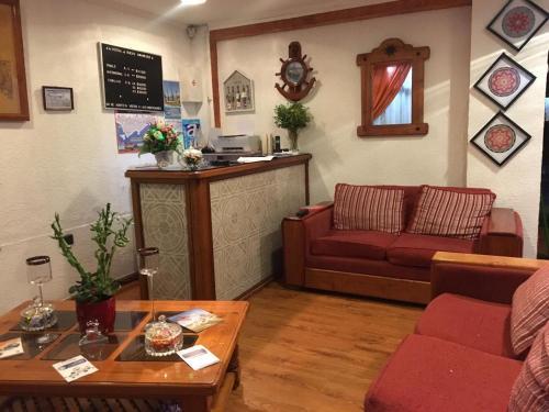 Albergue Hostal Nuevo Amanecer