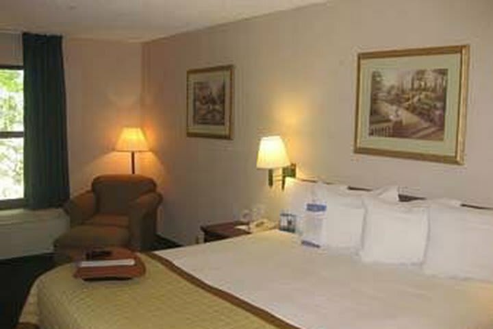 Hotel Baymont Inn And Suites Bloomington