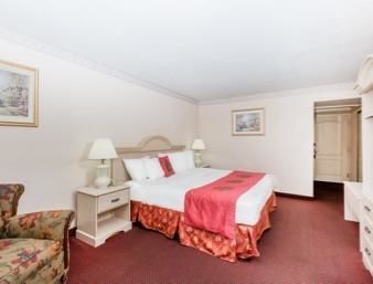 Hotel Baymont Inn And Suites Des Moi