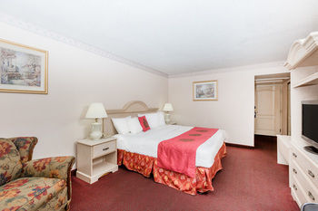 Hotel Baymont Inn And Suites Des Moi