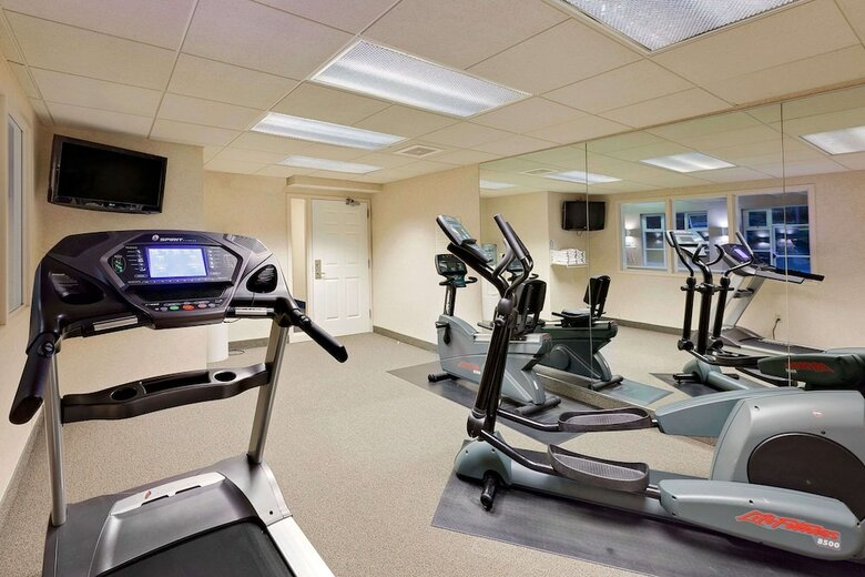 Hotel Baymont Inn And Suites Grand Rapids Sw/byron