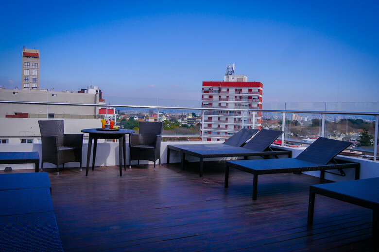 Elegance Hotel