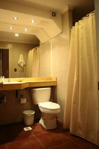 Howard Johnson Hotel Rinconada De Los Andes