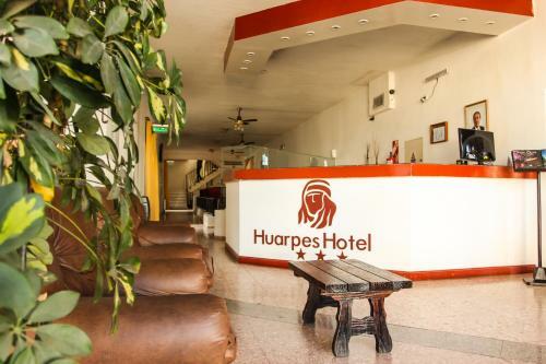Huarpes Hotel