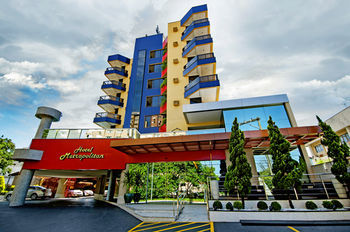 Metropolitan Hotel -ms