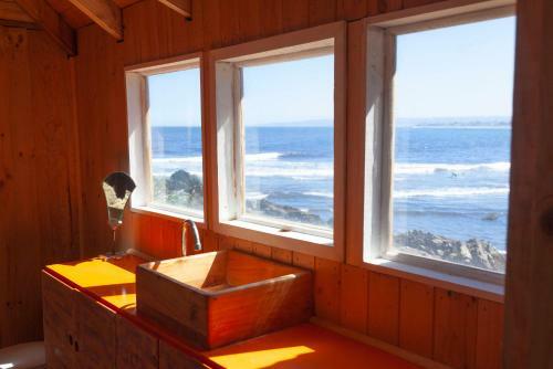 Lotus Surf House