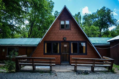 Albergue Hostal Y Caba�as Los �irres