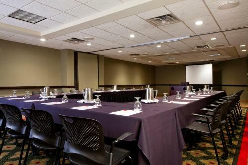 Hotel Crowne Plaza Indianapolis-airp
