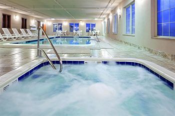 Hotel Holiday Inn Express Syracuse-fairgrounds
