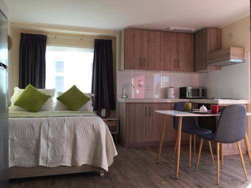 Apart Hotel N�mades Del Lago