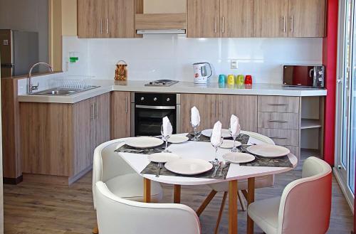 Apart Hotel N�mades Del Lago