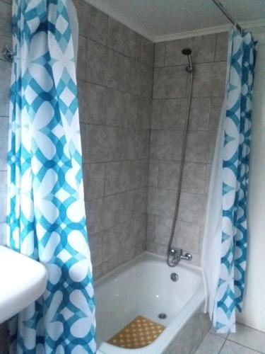 Apartamento Casa �a�a: Caba�a Tata