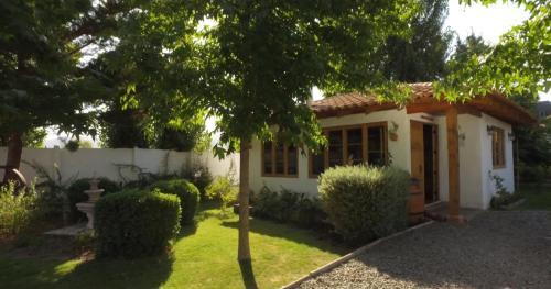 Bed & Breakfast Caba�as Tierra Y Vino