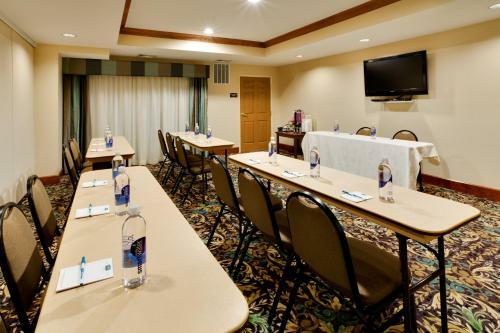 Hotel Staybridge Suites Harrisburg Hershey