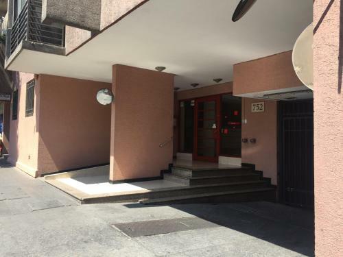 Gm Apartment 752