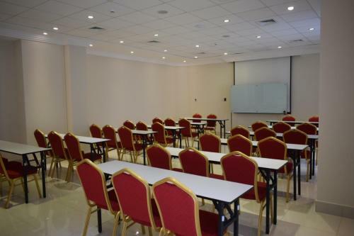 Hotel Diego De Almagro Talca Express