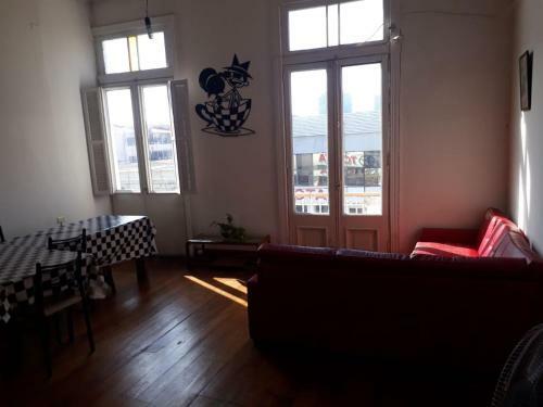 Hostal Retro House