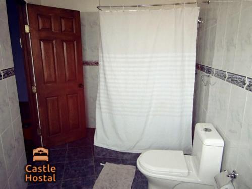 Castle Hostal Valparaiso