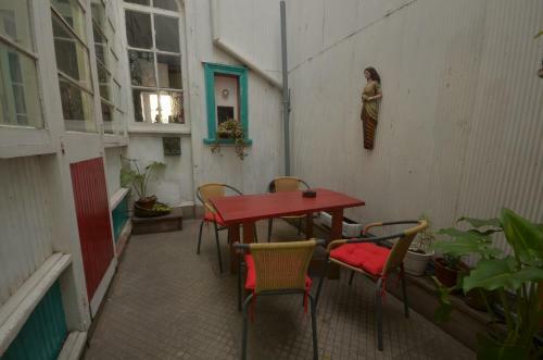 Hostal Alquimia Guest House