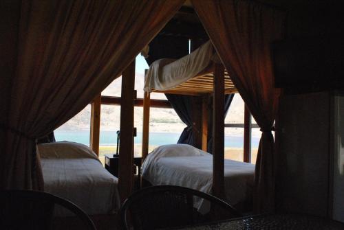 Apartamento Caba�as En Lago Puclaro / Windsurf
