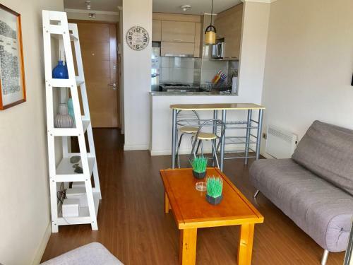 Re�aca Montemar Apartments