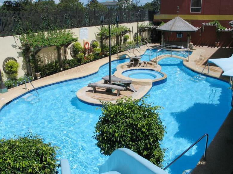 Hotel Crown Regency Suites (Suite Dos Habitaciones)