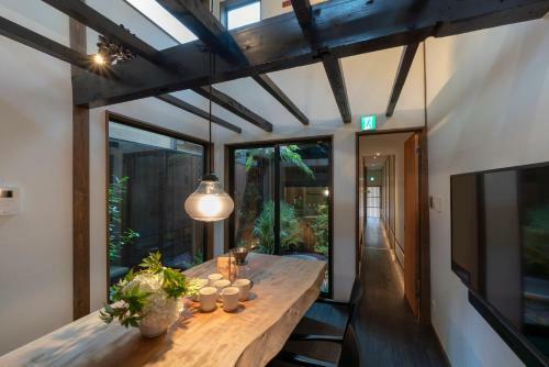Hinaya Higashiyama Machiya House