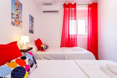 Apartamentos Gentil Y Valiente De C�diz