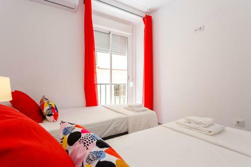 Apartamentos Gentil Y Valiente De C�diz