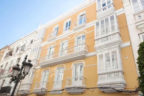 Nueva Almudena Apartment
