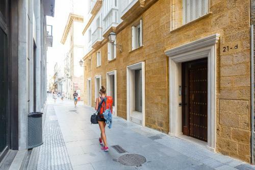 Apartamentos El Sabio Y El Juglar