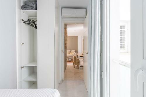 Old Center Rooftop Apartment